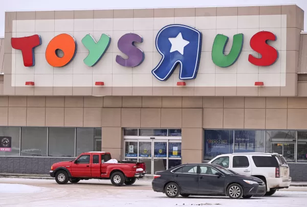 Sonic Producers Tackle Live-Action Toys 'R' Us Film